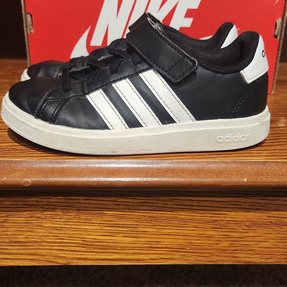 Adidas Classic Kids Black and White Sneakers